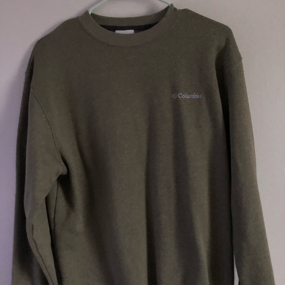 Men’s Columbia Sweatshirt